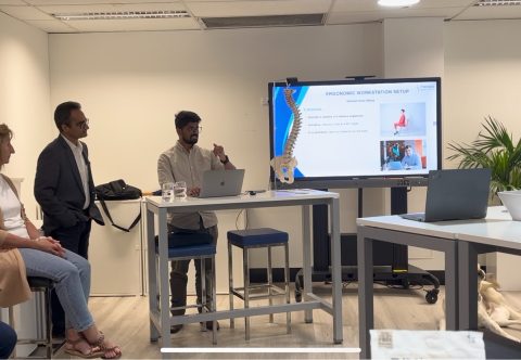 Therapia hosts ergonomic workstation workshop at FinSec Partners 2025.